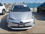 Toyota Prius Two JTDKBRFU7H3037140 снимка