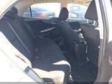 Toyota Corolla S 2T1BU4EE0BC619229 fotografie