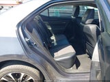 Toyota Corolla Se 5YFBURHE9HP609817 снимка