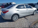 Toyota Corolla Le 5YFBURHE6HP721605 photo