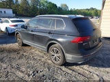 Volkswagen Tiguan 2.0T Se/2.0T Sel/2.0T Sel R-Line/2.0T Sel R-Line Black 3VV3B7AX2KM013894 photo