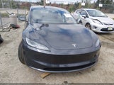 Tesla Model 3 Long Range Rear-Wheel Drive/Standard Rear-Wheel Drive 5YJ3E1EA0SF011994 fotografie