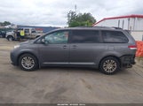 Toyota Sienna Xle V6 8 Passenger 5TDYK3DC7DS383019 photo