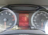 Audi A4 2.0T Premium WAUAFAFL3BN033328 снимка