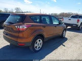 Ford Escape S 1FMCU0F71HUB34649 fotografie