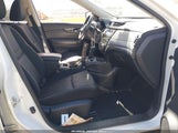 Nissan Rogue Sv JN8AT2MV9KW395507 photo