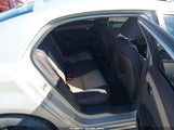 Chevrolet Malibu Ls 1G1ZA5E03CF236663 снимка