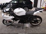 Suzuki Gsx-R600 JS1GN7FA9L7100709 снимка
