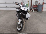 Suzuki Gsx-R600 JS1GN7FA9L7100709 снимка