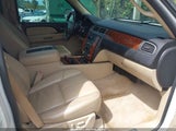 Chevrolet Tahoe Ltz 1GNFC13047J350147 снимка