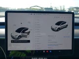 Tesla Model Y Awd/Long Range Dual Motor All-Wheel Drive 7SAYGDEE0PA188573 fotografie
