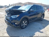 Toyota Rav4 Xle JTMRFREV1JJ236800 снимка