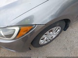 Hyundai Elantra Se 5NPD74LF0JH325546 снимка
