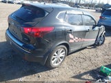 Nissan Rogue Sport S JN1BJ1CR4HW124628 снимка