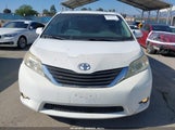 Toyota Sienna Xle V6 5TDYK3DC7BS007370 снимка