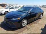 Toyota Camry Le 4T1B11HK1JU011080 photo