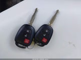 Toyota Rav4 Xle 2T3RFREV9FW251036 снимка