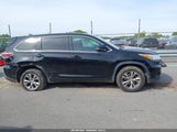 Toyota Highlander Le Plus V6 5TDZKRFH6FS096189 снимка