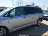 Toyota Sienna Le 7 Passenger 5TDJK3DC5CS030813 снимка