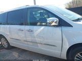Chrysler Town & Country Limited Platinum 2C4RC1GG4FR590564 fotografie