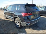 Volkswagen Taos 1.5T Se 3VVYX7B24NM090524 снимка