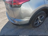Toyota Rav4 Xle 2T3RFREV4JW806791 снимка