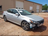 Nissan Altima Platinum Intelligent Awd 1N4BL4FW3LC121875 photo