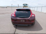 Volvo C30 T5/T5 Platinum/T5 Premier/T5 Premier Plus/T5 R-Design/T5 R-Design Platinum/T5 R-Design Premier YV1672MKXD2305930 fotografie