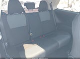 Toyota Yaris L VNKJTUD3XFA052141 fotografie