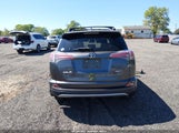 Toyota Rav4 Xle JTMWFREV6HJ700452 снимка
