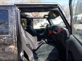 Jeep Wrangler Unlimited Sahara 1C4BJWEG2FL688136 fotografie