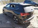 Volkswagen Taos 1.5T Se 3VVUX7B26RM057786 photo