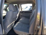Toyota Tacoma Base V6 3TMLU4EN0EM137862 fotografie