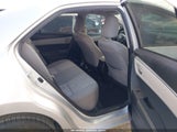 Toyota Corolla Le 5YFBURHE8FP251557 снимка