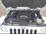 Jeep Wrangler Unlimited Sahara 1C4BJWEG8DL587664 photo