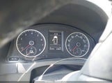 Volkswagen Tiguan Limited 2.0T WVGBV7AXXJK004637 снимка