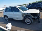 Volkswagen Tiguan 2.0T/2.0T S WVGBV7AXXHK046641 fotografie