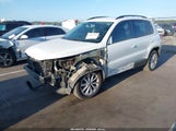 Volkswagen Tiguan 2.0T/2.0T S WVGBV7AXXHK046641 fotografie