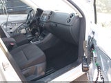 Volkswagen Tiguan 2.0T/2.0T S WVGBV7AXXHK046641 fotografie