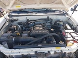 Toyota Sequoia Sr5 V8 5TDZT34A17S299024 снимка