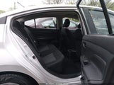 Nissan Versa S 5-Speed Manual Transmission 3N1CN8BV7PL869992 снимка