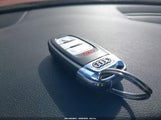 Audi A4 2.0T Premium WAUAFAFLXDN040070 снимка