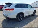Toyota Highlander Le Plus 5TDBZRFH9JS826943 снимка