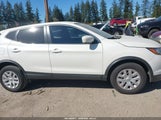 Nissan Rogue Sport S JN1BJ1CRXHW107445 снимка