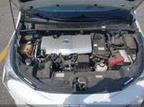Toyota Prius Two JTDKBRFU3J3072182 снимка
