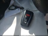 Toyota Prius Two JTDKBRFU3J3072182 снимка