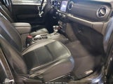 Jeep Wrangler 4Xe Unlimited Sahara 4X4 1C4JJXP61MW745413 fotografie