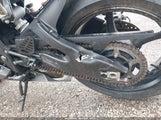 Yamaha Yzfr6 JYARJ28EXJA003544 снимка