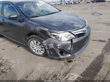Toyota Camry Le 4T4BF1FK2DR297357 снимка