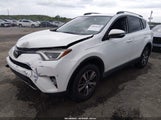 Toyota Rav4 Xle JTMWFREV6JJ150577 photo